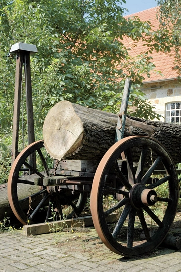 Landmaschinenmuseum Riesenbeck Holzstammwagen