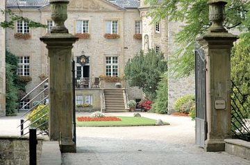 Schloss Surenburg Eingang zum Innenhof